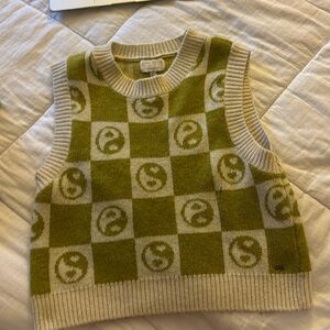 Sweater Sleeveless Yin Yang